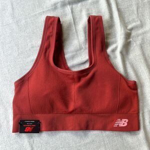 NWT New Balance Medium Impact Racerback Sports Bra in Clay - Style 116711 - Sz L